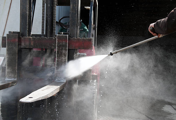 Best Roof Pressure Washing  in Clyde Hill, WA